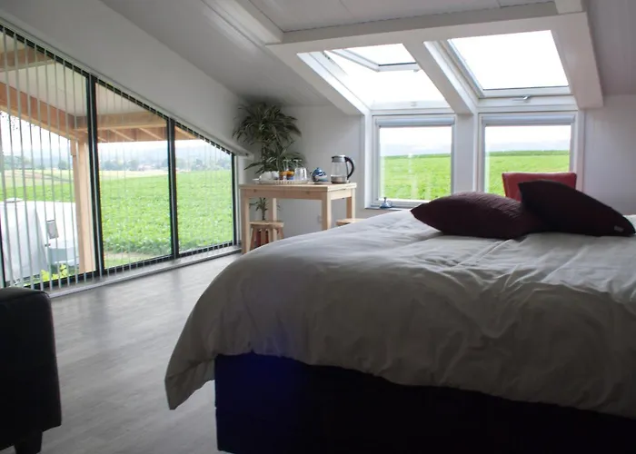 Klein-AmerikaBed and Breakfast